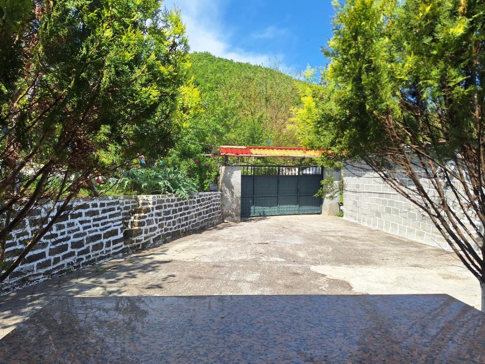 Spring Village Home Përmet Екстериор снимка